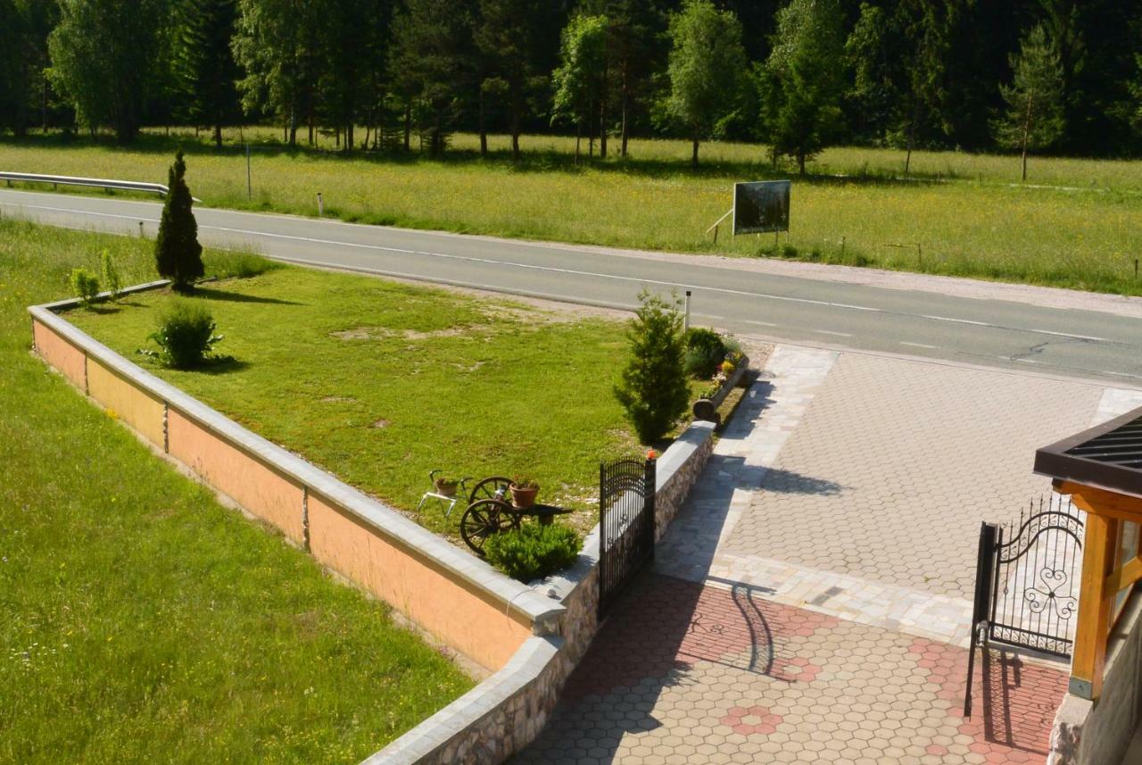 Apartment Bosili モイストラナ エクステリア 写真